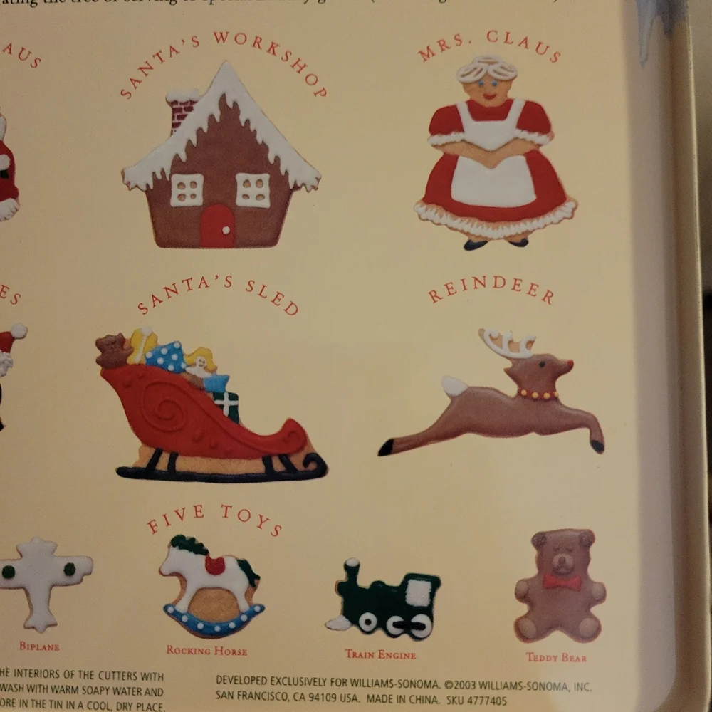 Williams Sonoma Santa's Cookie Workhsop Tin Cookie Cutter Set ~ Cute ~ Like New